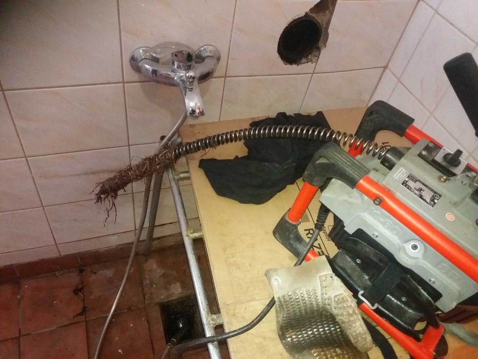 Hydraulik awaria naprawa usuwanie nietypowych awarii ekspresowo.