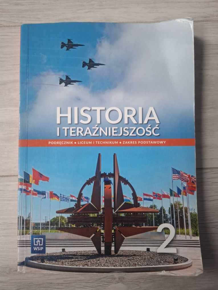 Historia i teraźniejszość 2