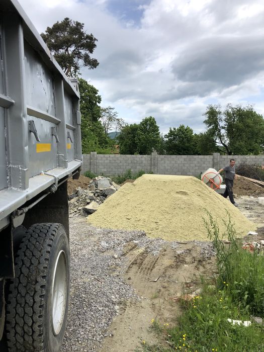Доставка,вантажні перевезення,пісок,щебень,отсев,вивіз сміття,сміття,