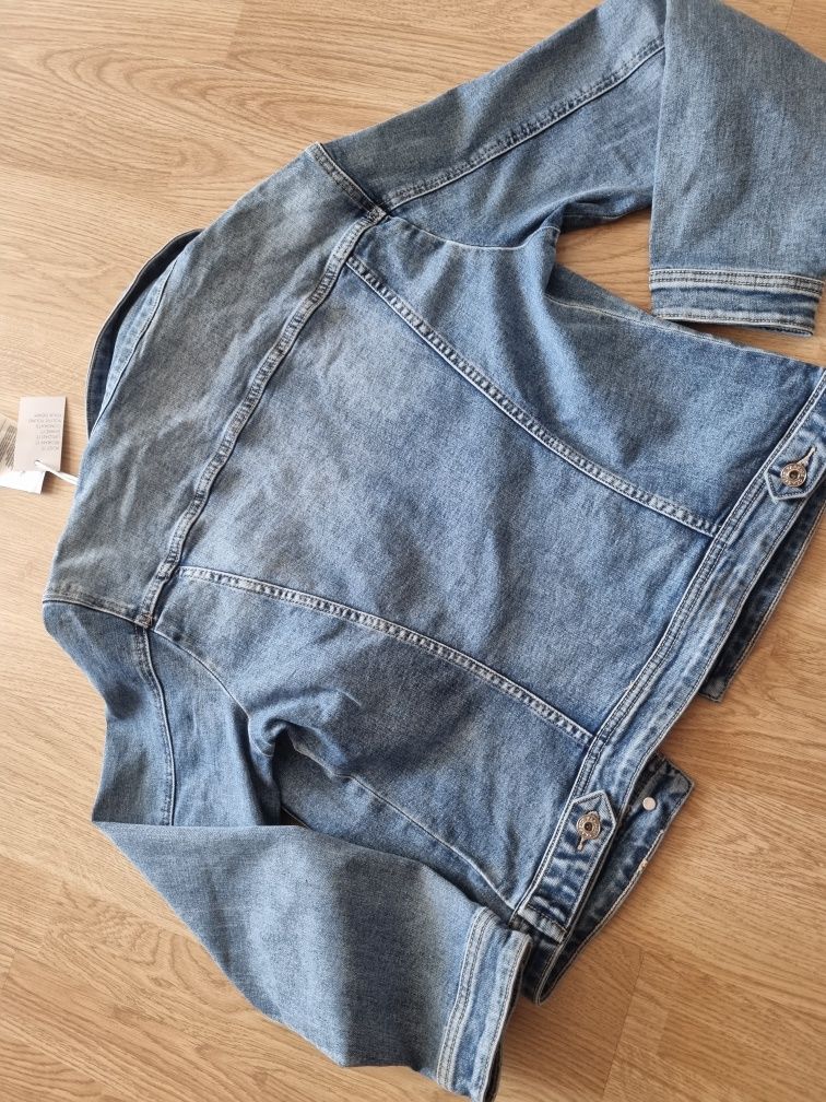 Kurtka jeansowa XL naszywki