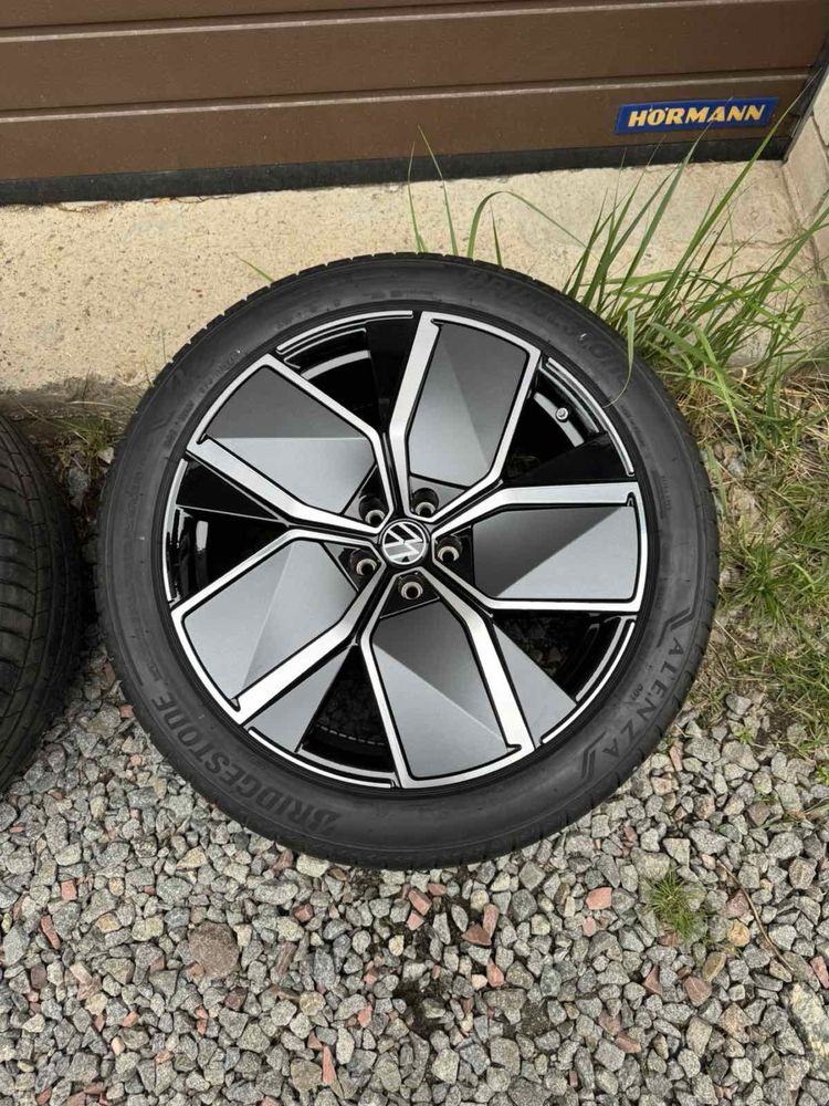 Диски VW Touareg 2024 R21 Leeds R-Line оригінал, без пробігу