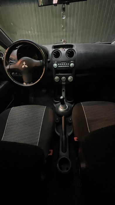 Mitsubishi Colt 2007 року