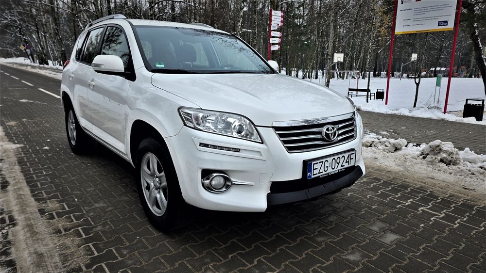 Toyota Rav4 2.0 Benzyna 158 km Serwis ASO do końca