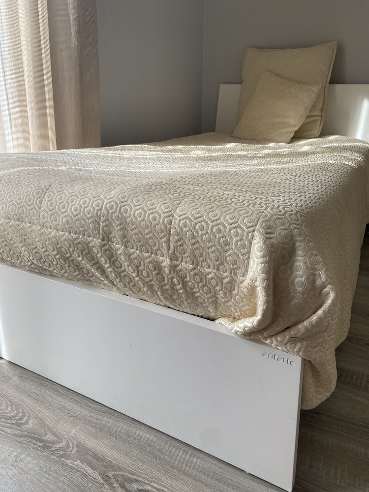 Cama Antarte com colchao