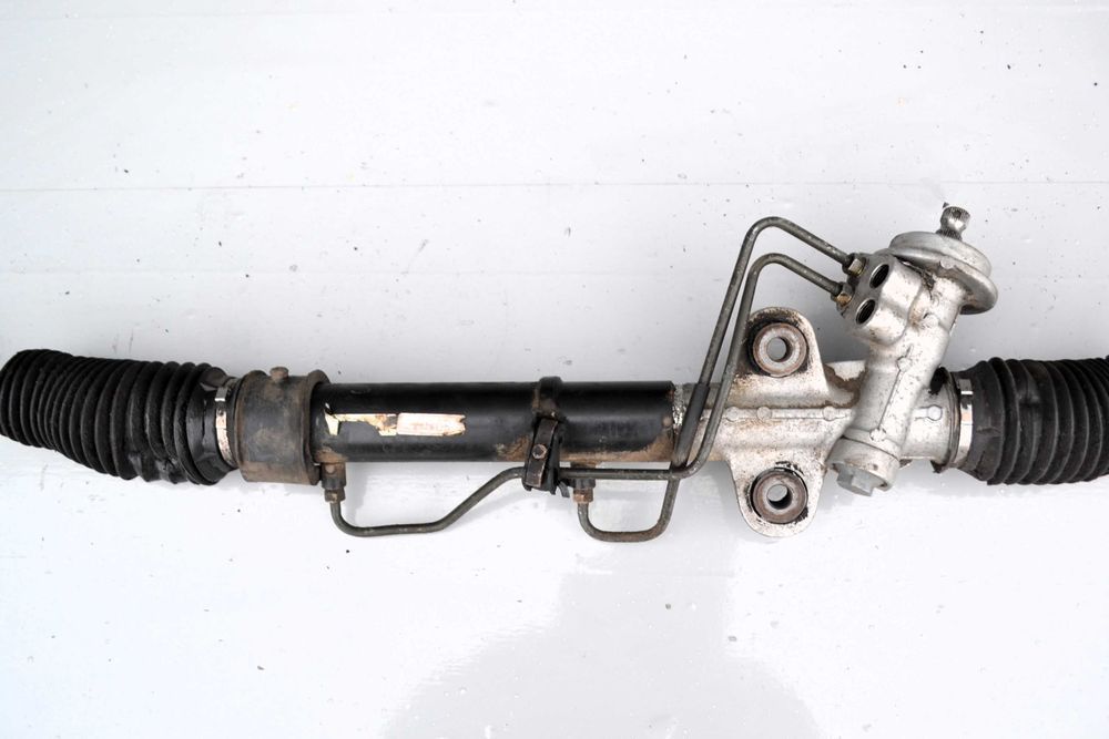 рулевая рейка  KIA Carens  2001-2004