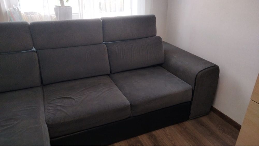 Naroznik oddam za darmo