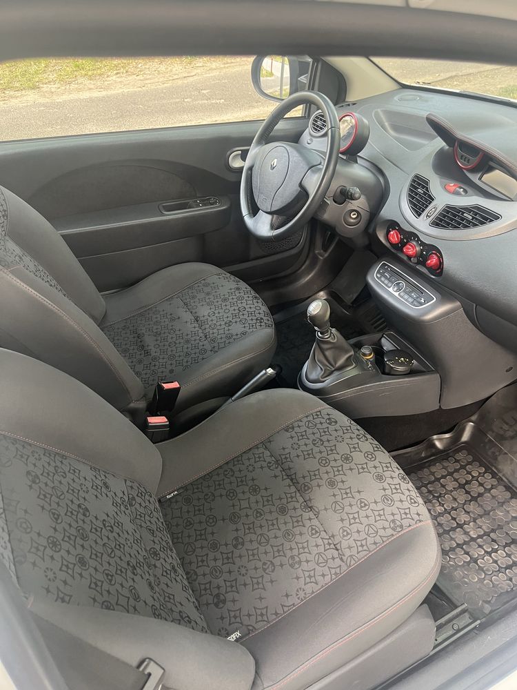 Renault Twingo 2 1.2 16V RIP CURL