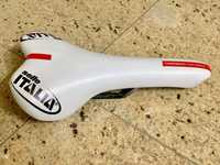 Siodełko Selle Italia Turbomatic Team Edition Białe 153mm