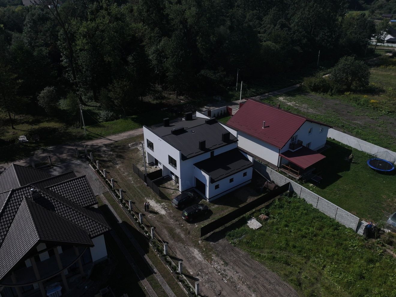 Продається будинок - спарка. С.Кожичі. 3км.до Львова