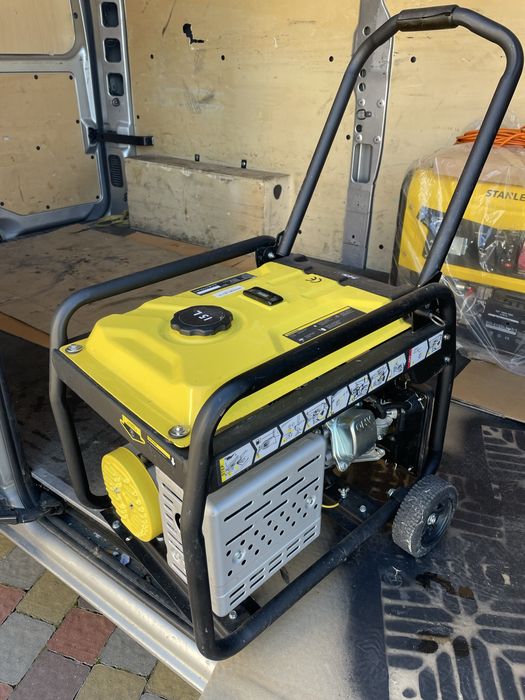 Продам генератор бензиновий 3000W