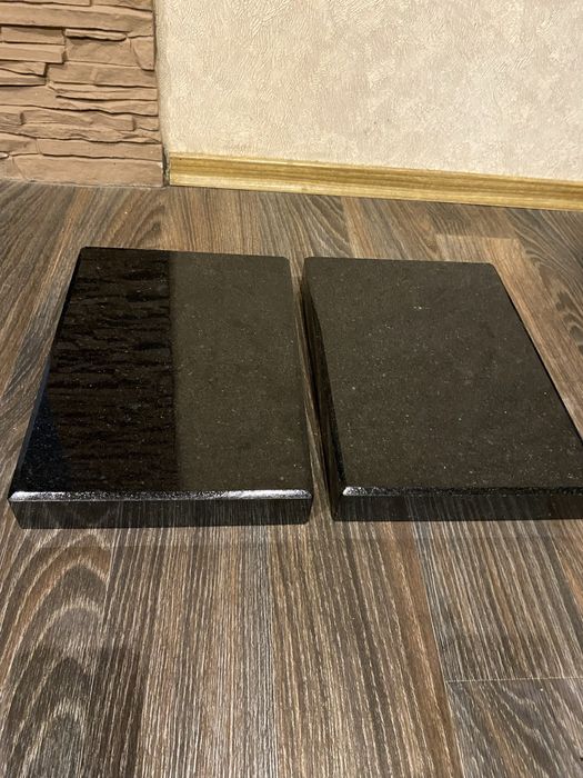 Акустичні шипи та плити (віброразвязки)