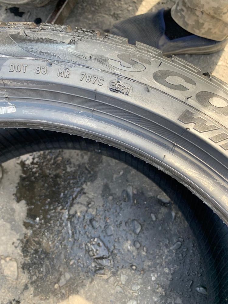 Шини різноширокі 275/40 R21+315/35 R21 Pirelli зима 2021р,7 мм