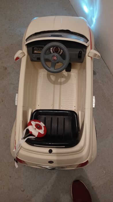 Vende-se Fiat 500 com comando à distância. Bateria nova