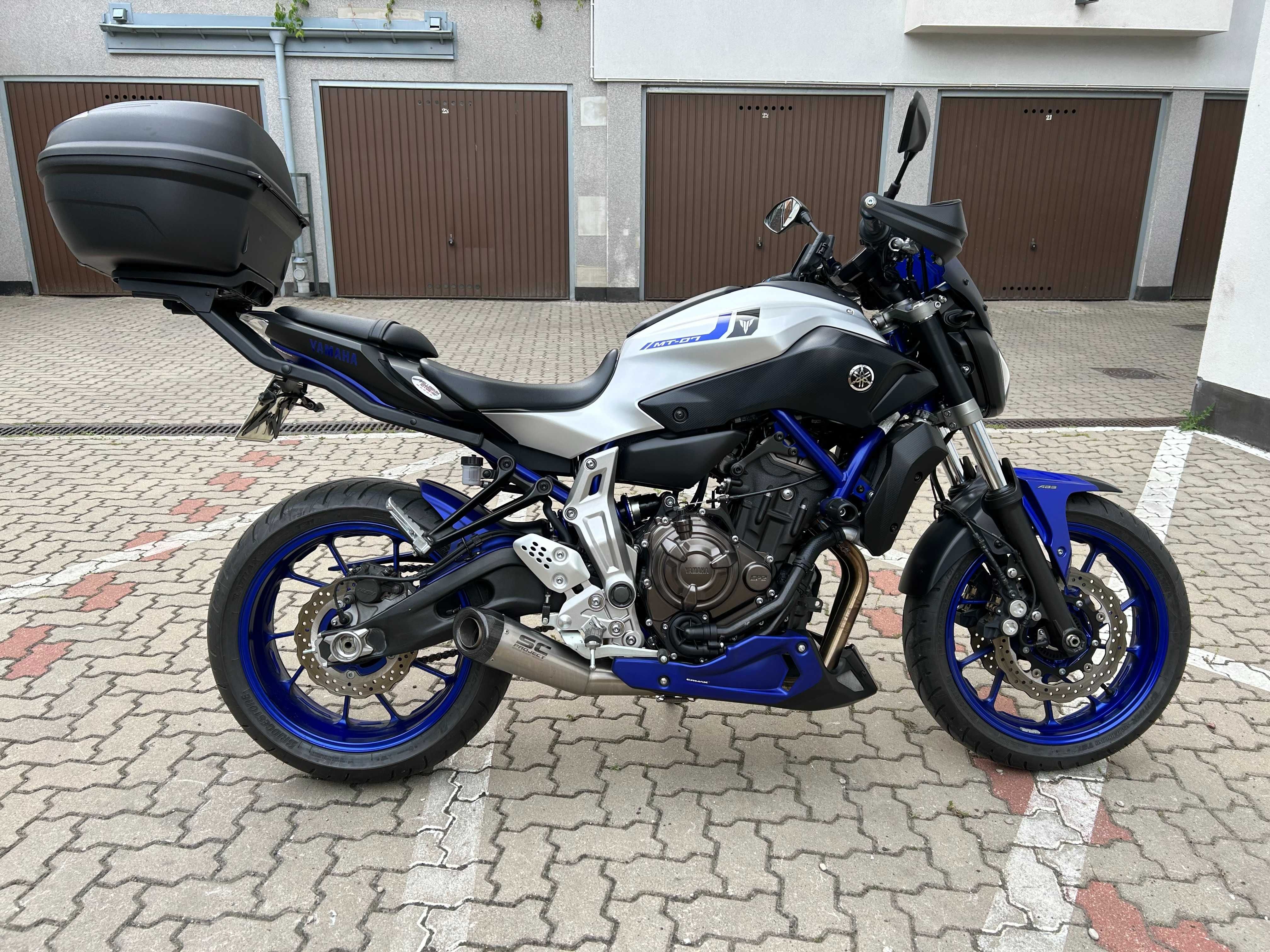 YAMAHA MT 07 689 cm/ ABS