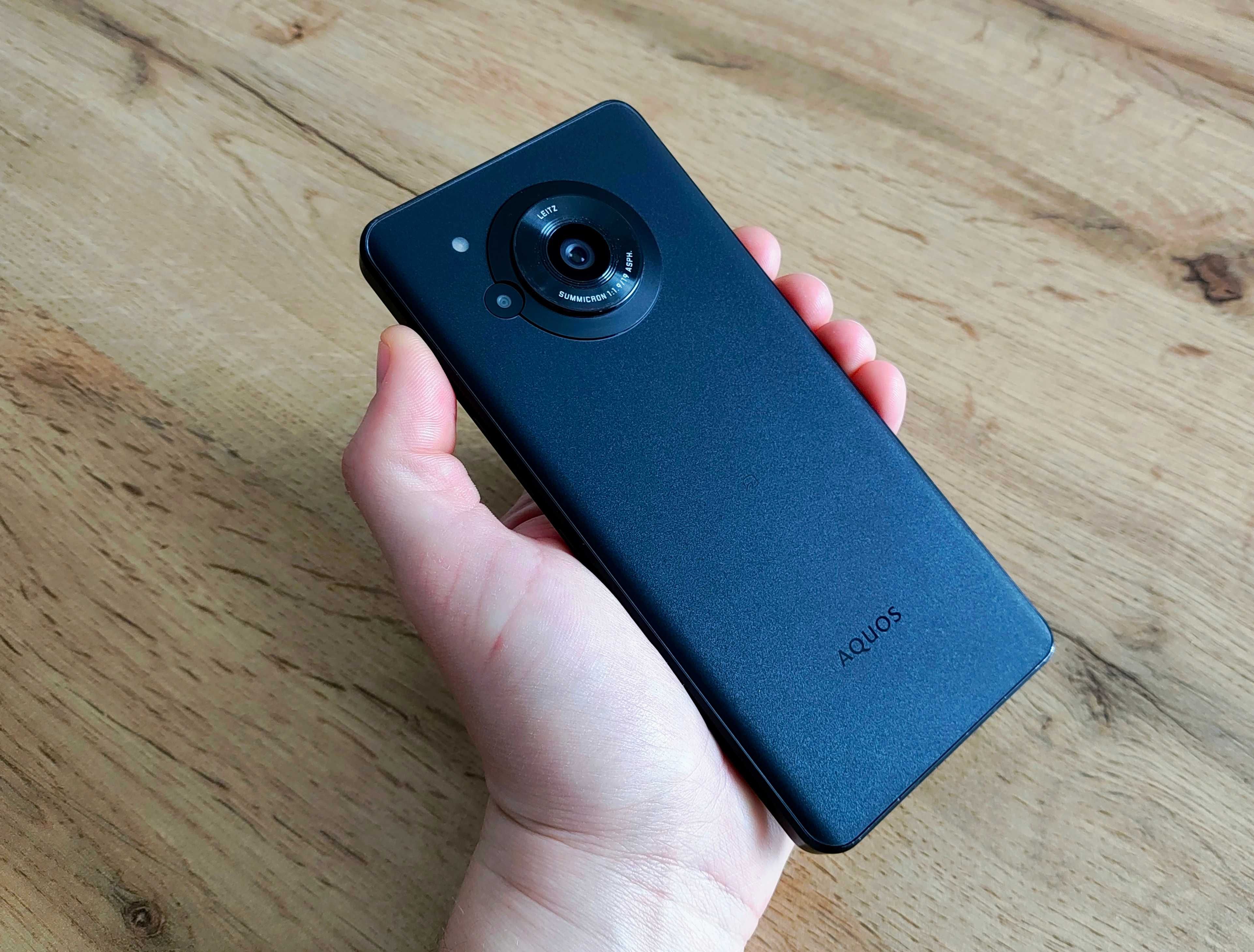 Флагман смартфон Sharp AQUOS R7 (IP68,12\256gb,2sim,5000ma,6.6" 240Гц)