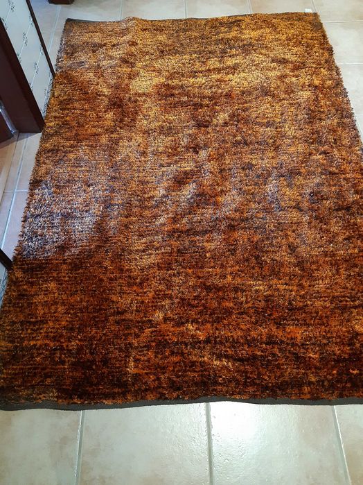 Duas carpetes de pêlo