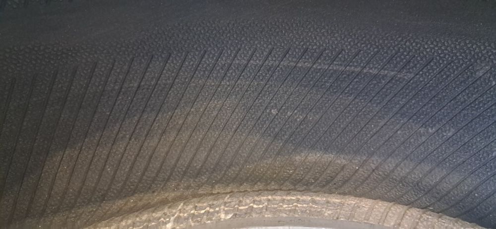 Шины б/у.Произврдитель Украина.