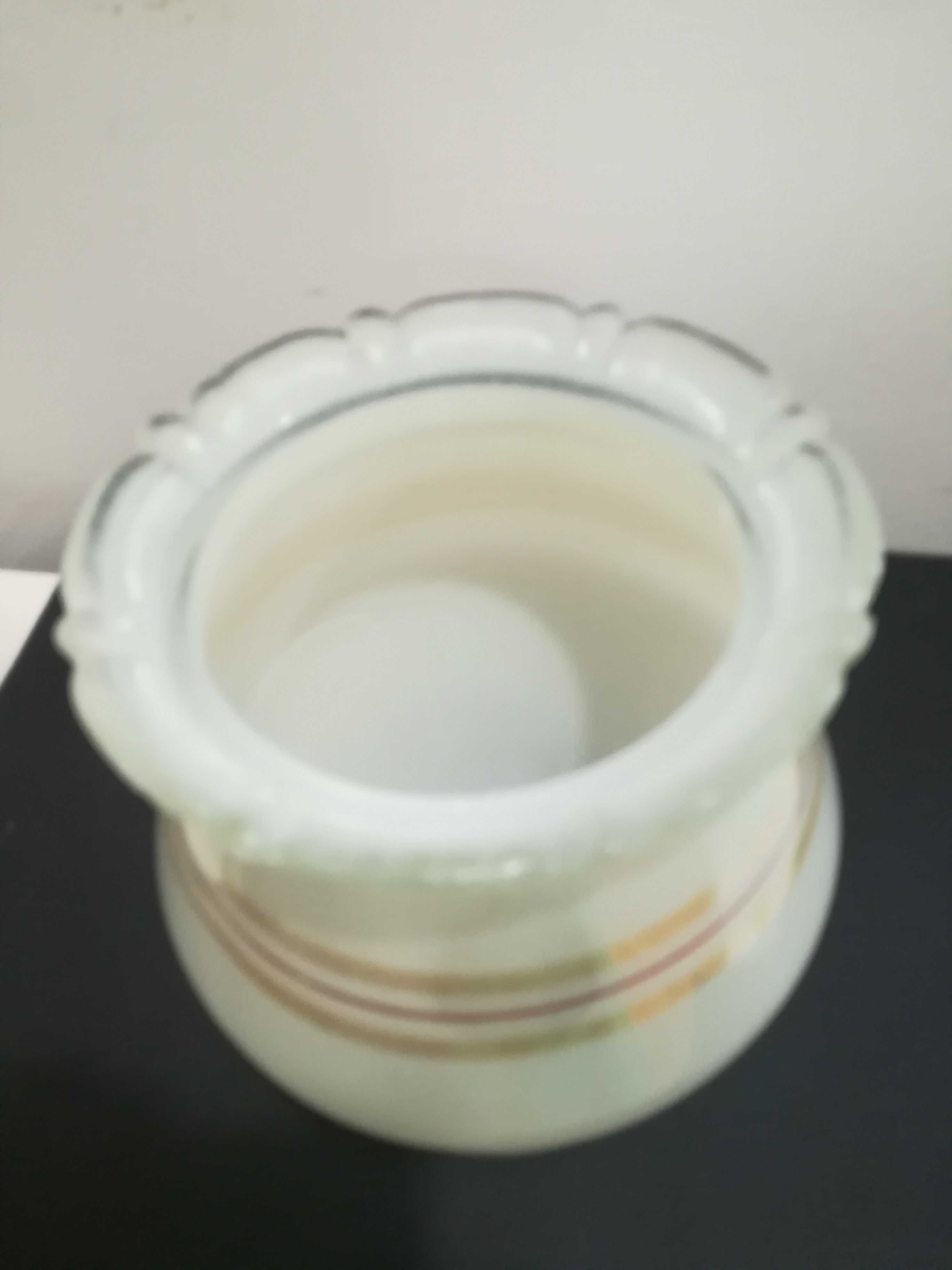 Klosz z kuchennej lampy sufitowej PRL