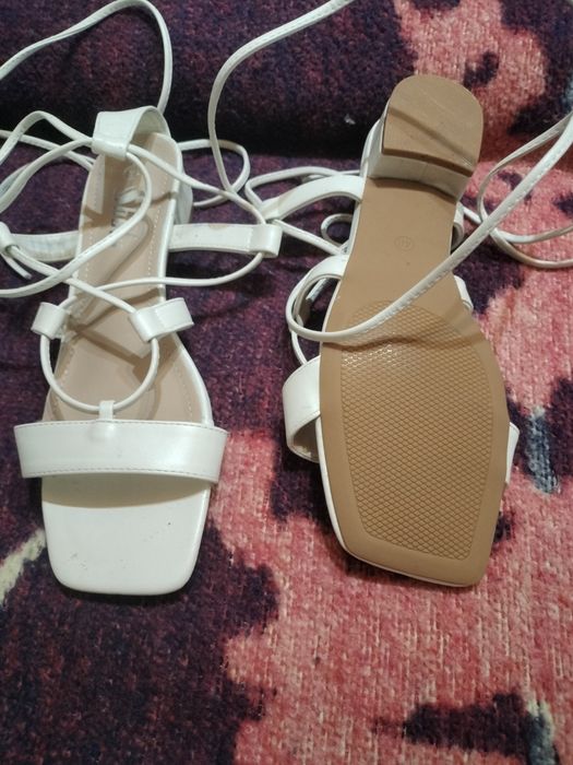 Sandálias Shein Novas