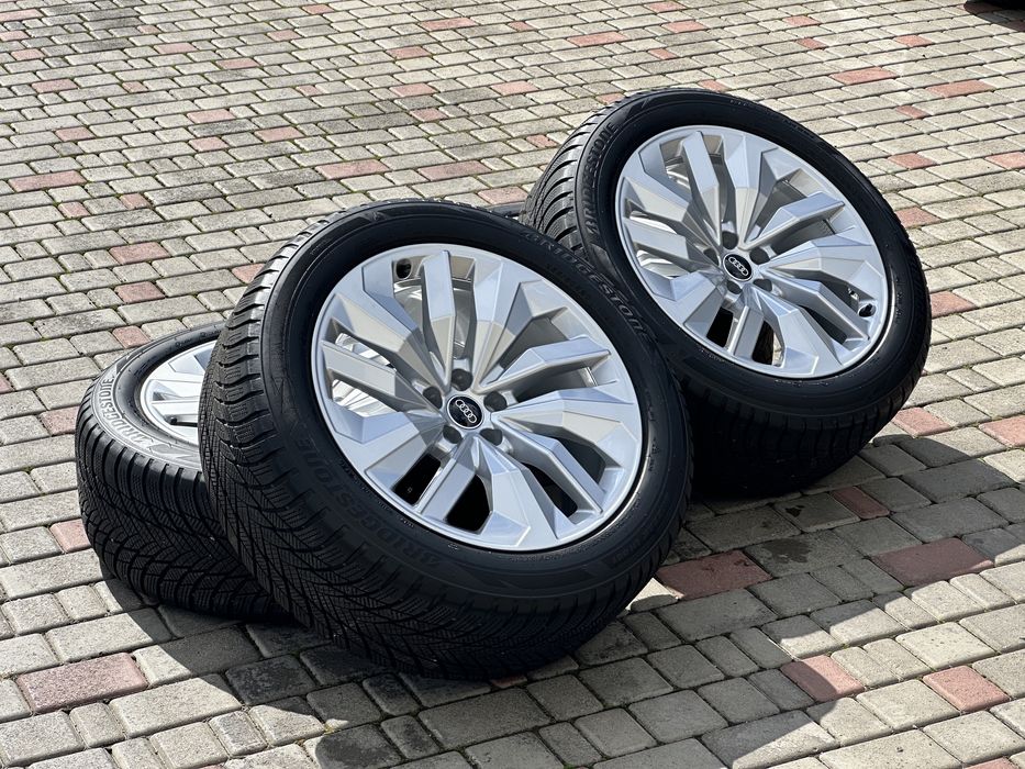 Диски Колеса шини Audi e tron S R20 5.112