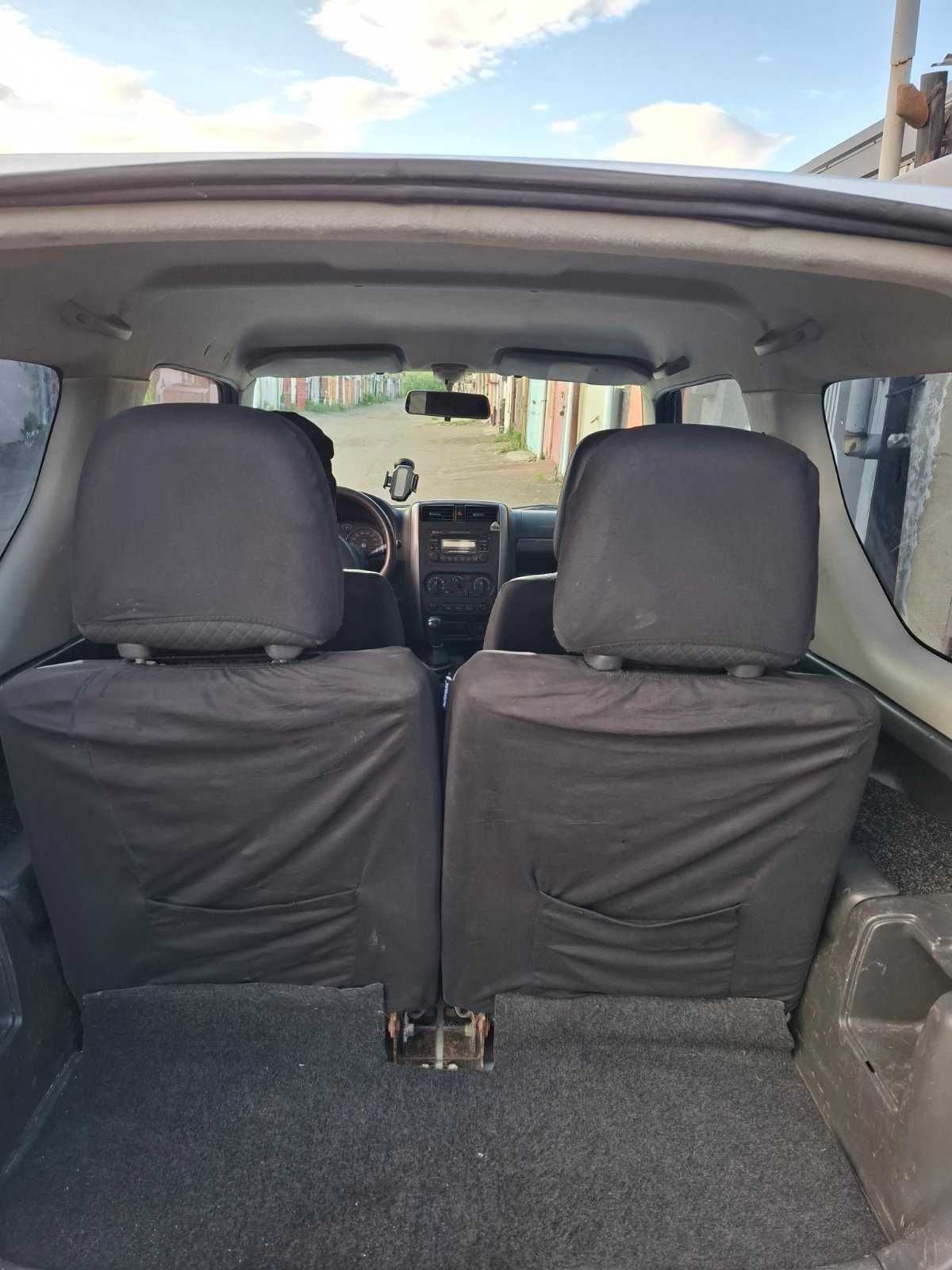 Suzuki Jimny 2010