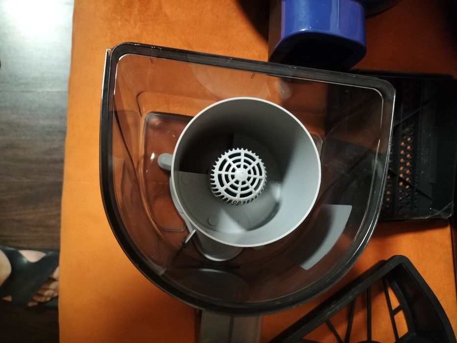 Пилосос Самсунг аир трак с контейнером