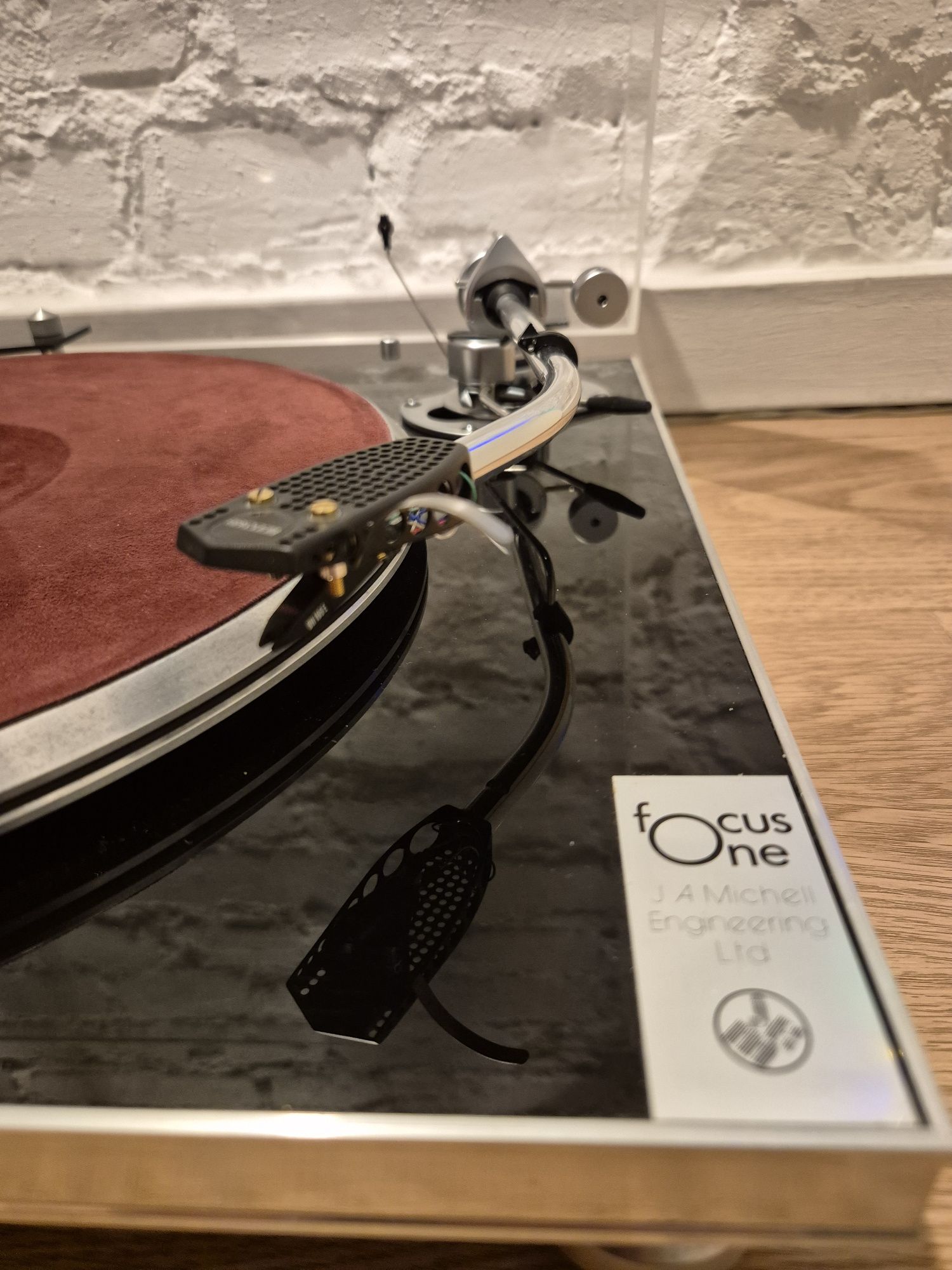 Gramofon Focus One JA Michell ramię SME3009