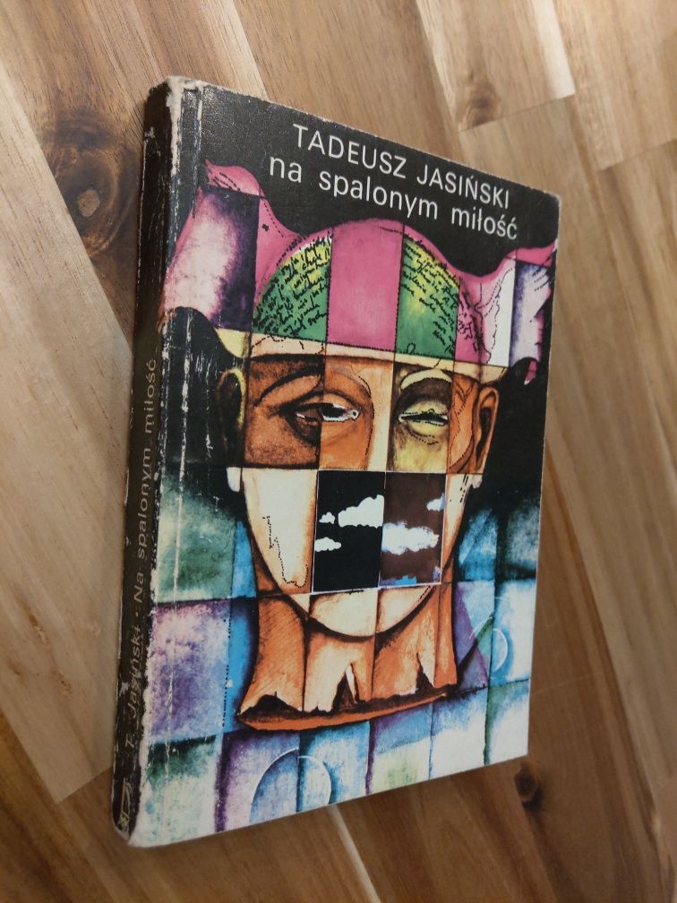 Na spalonym miłość Tadeusz Jasiński
