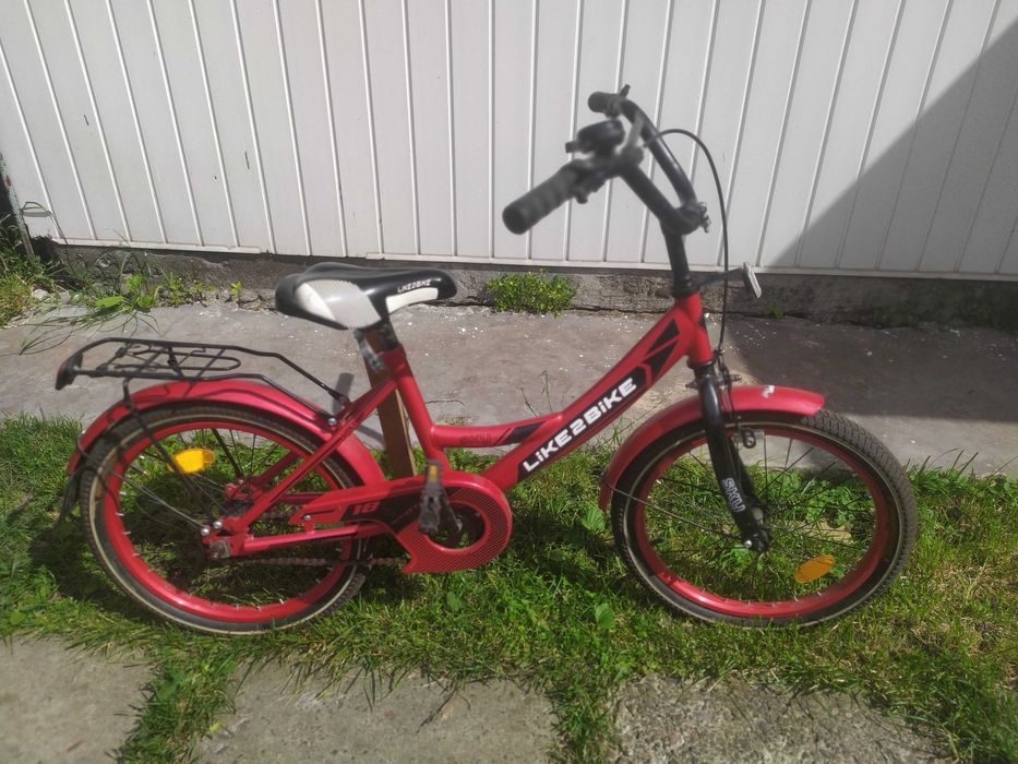 Детский велосипед на 4-7 лет