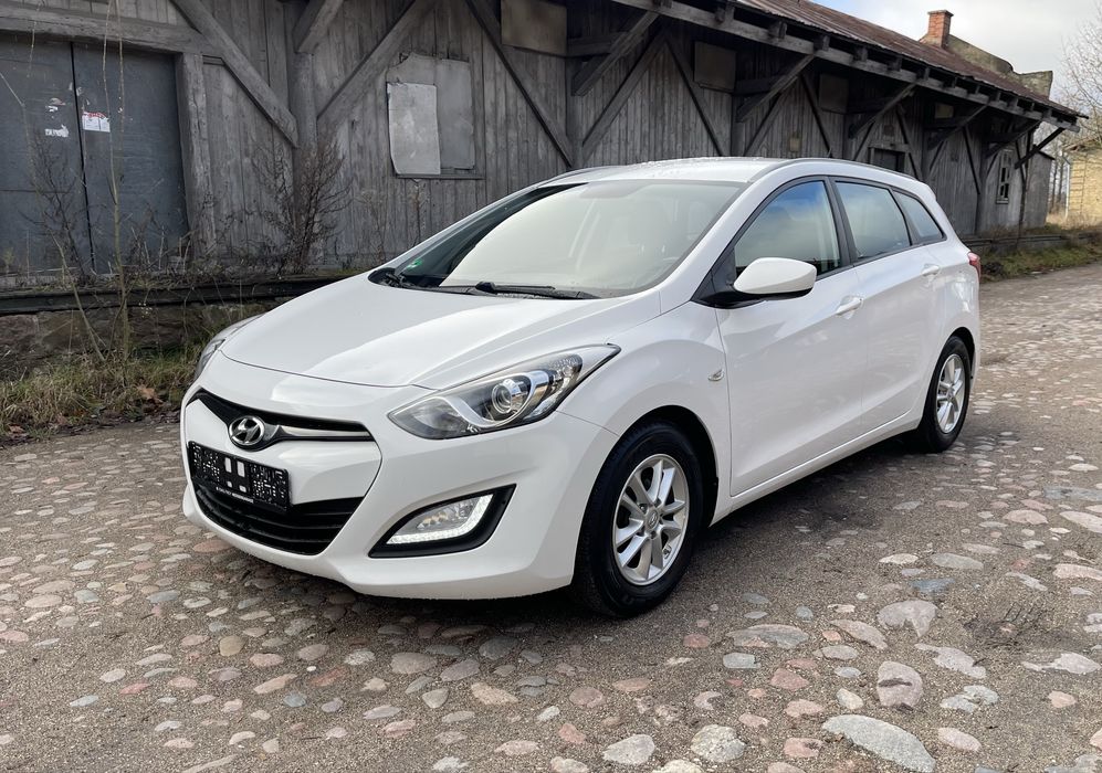 Hyundai i30 1,6 benzyna 2015r led