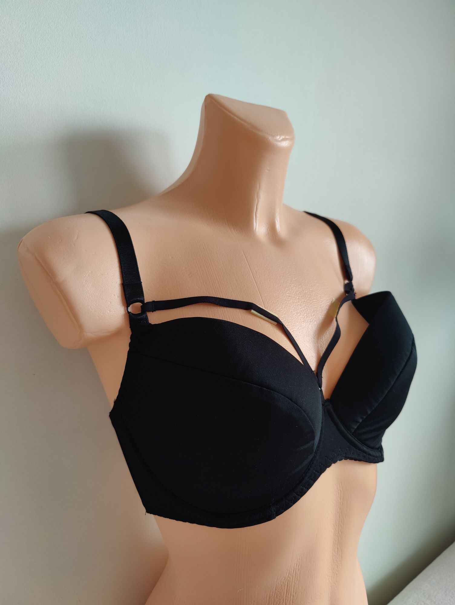 Biustonosz stanik Kinga 70G 32G czarny