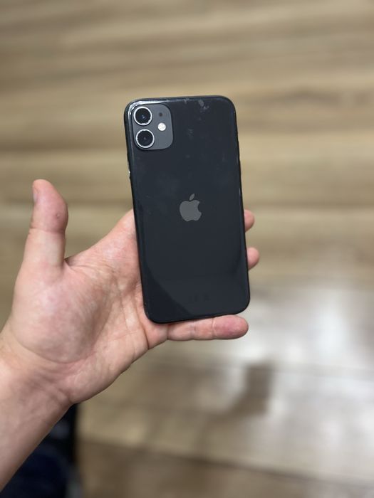 iPhone 11 на Айклауді,паролі