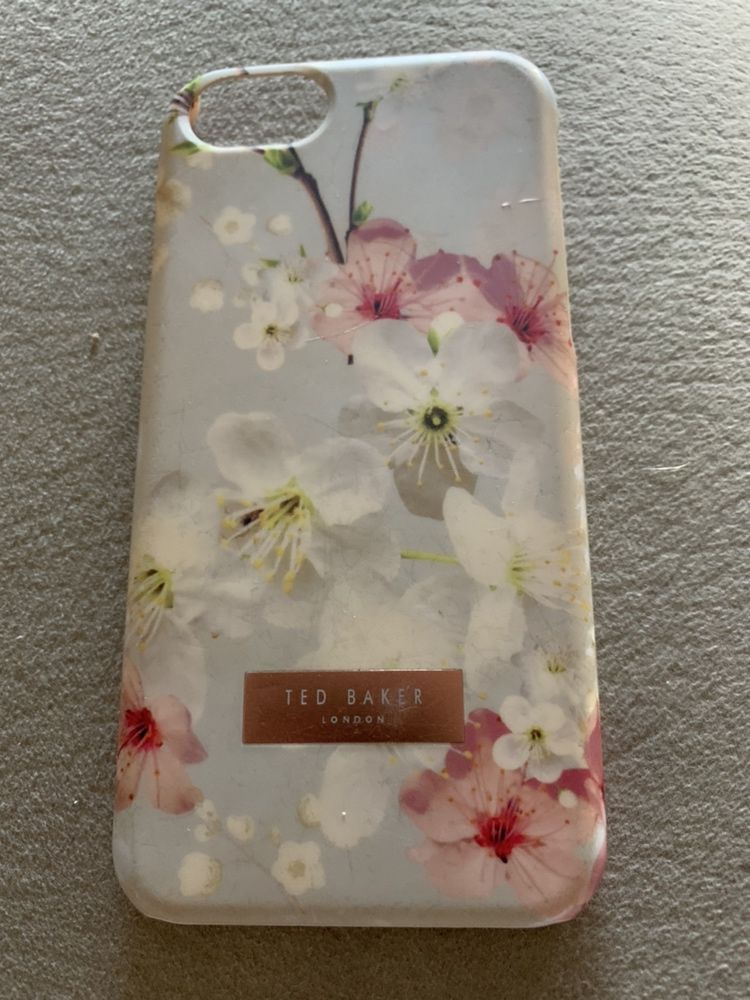 Capa iphone ted baker