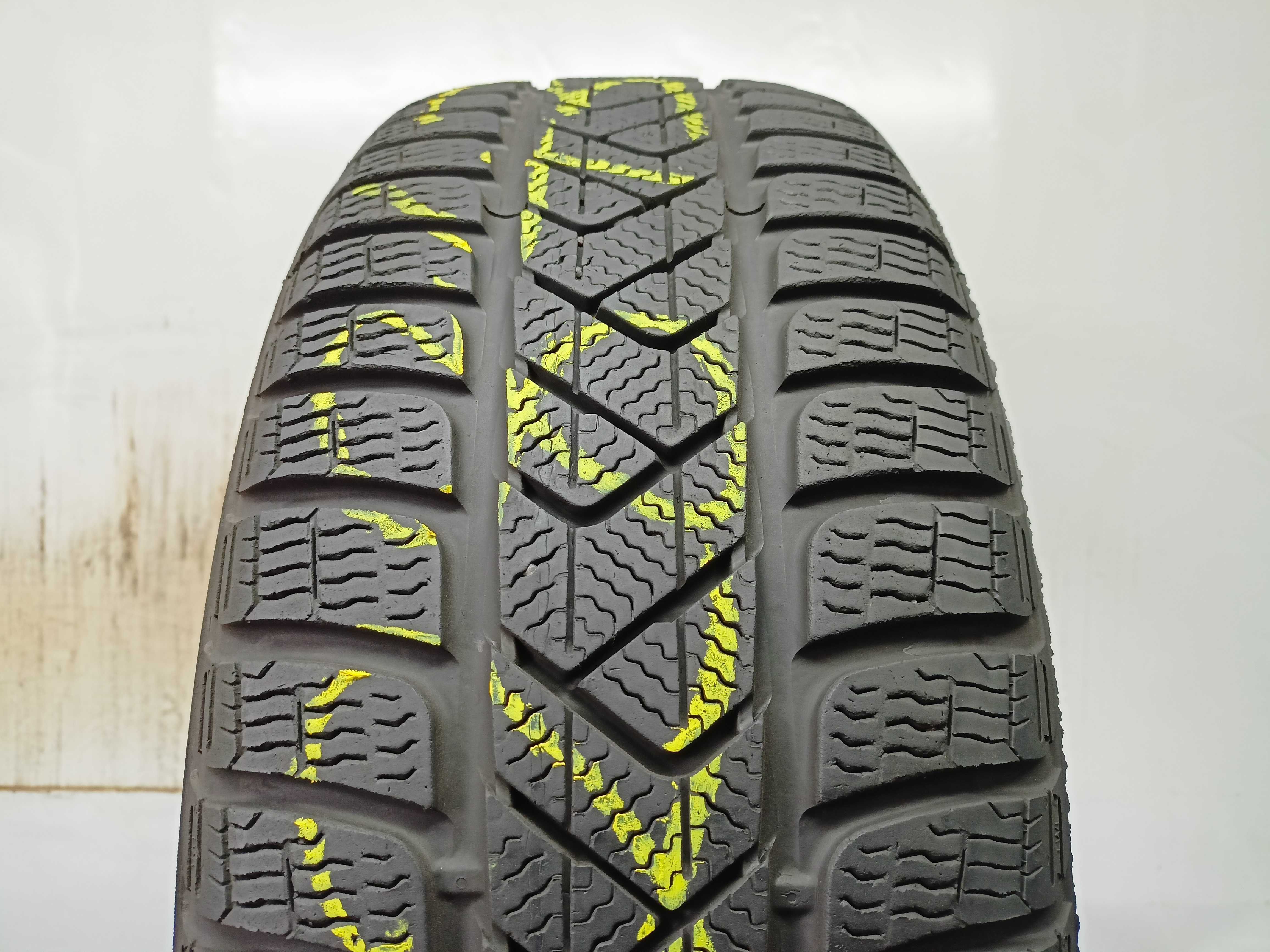Pirelli SottoZero 3 215/60/16 2021r. 95H 6,6mm (2843)