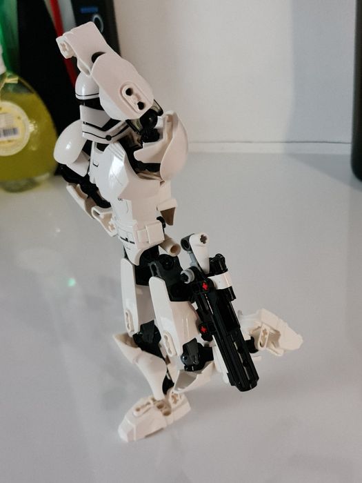 LEGO Star Wars 75114 Szturmowiec Najwyższego Porządku