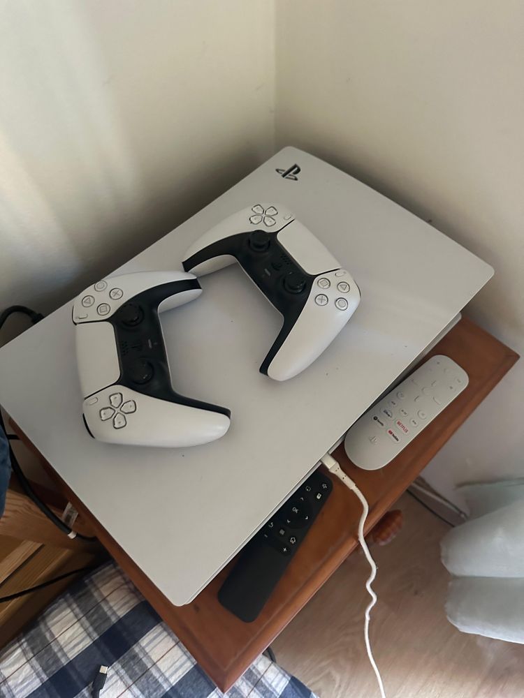 PLAYSTATION 5 otimo estado