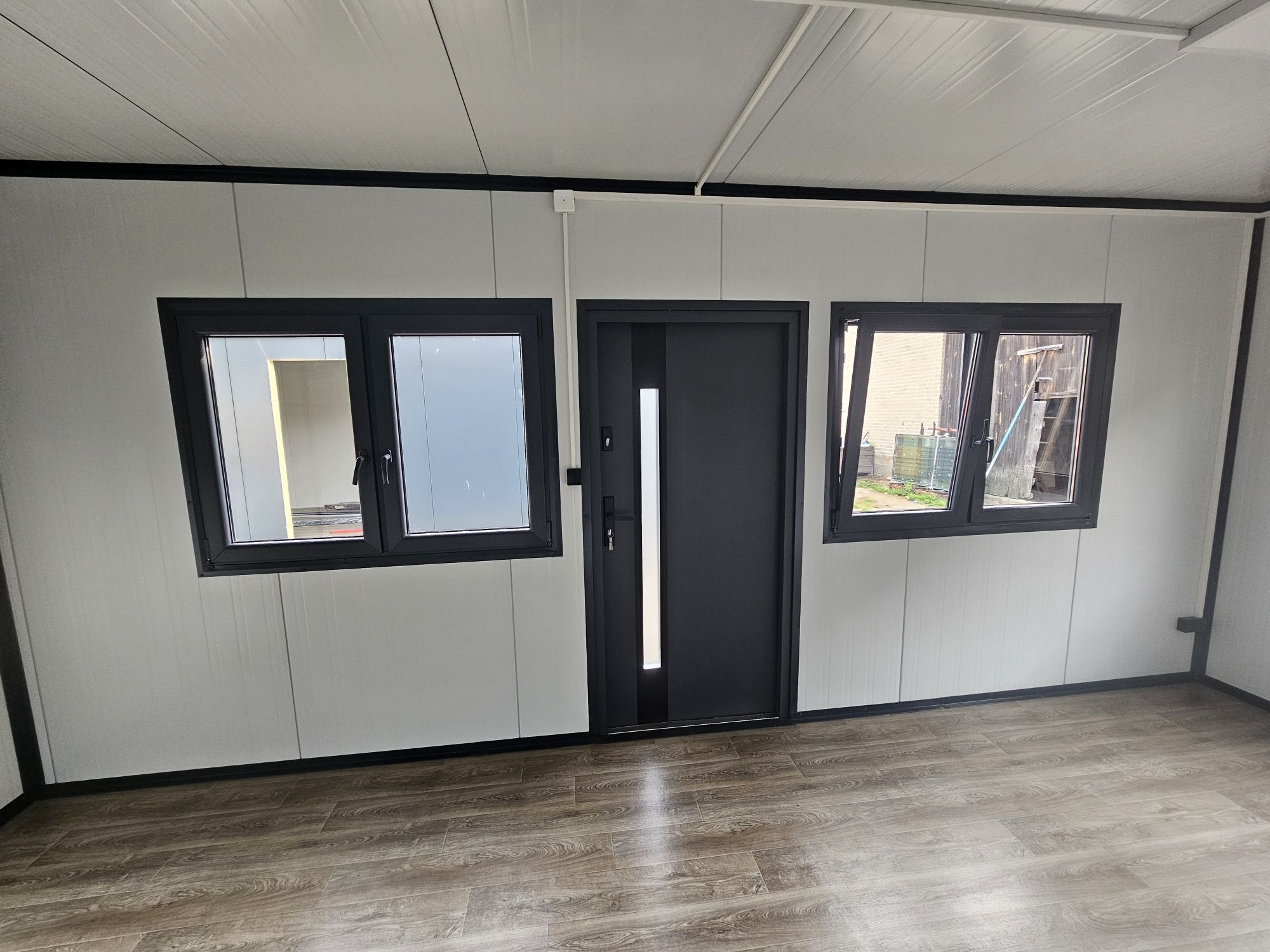 Pawilon/domek/biuro/kiosk