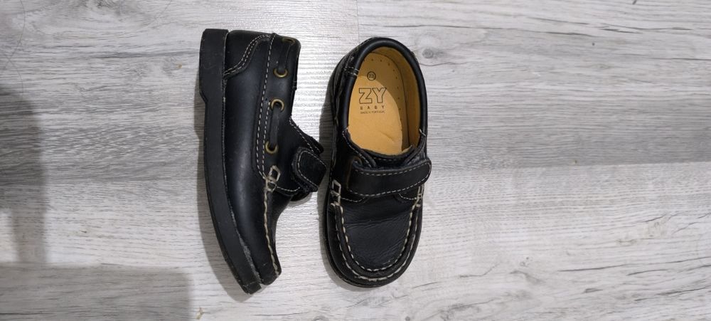 Sapatos de menino