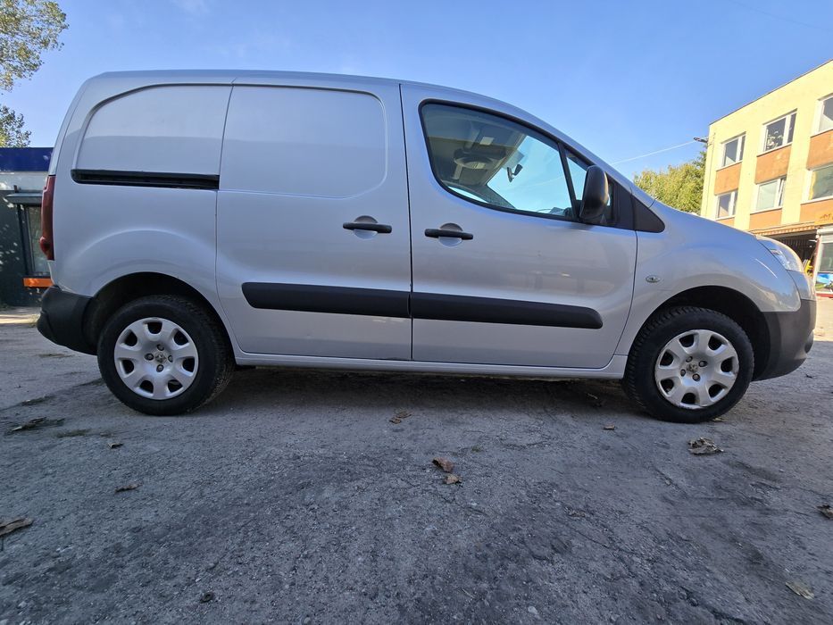 Peugeot Partner. Taki jak Berlingo. Zarejestrowany.