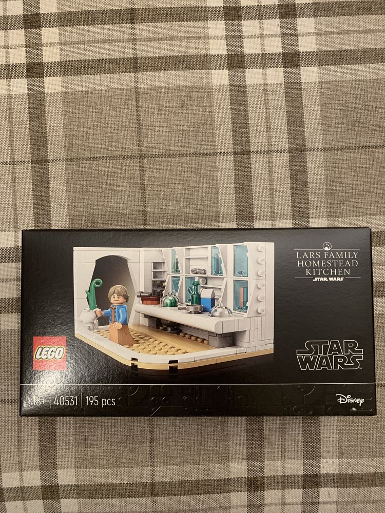 Zestaw LEGO Star Wars 40531 Kuchnia rodziny Larsów NOWY