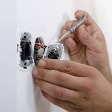 Eletricista reparações/montagens