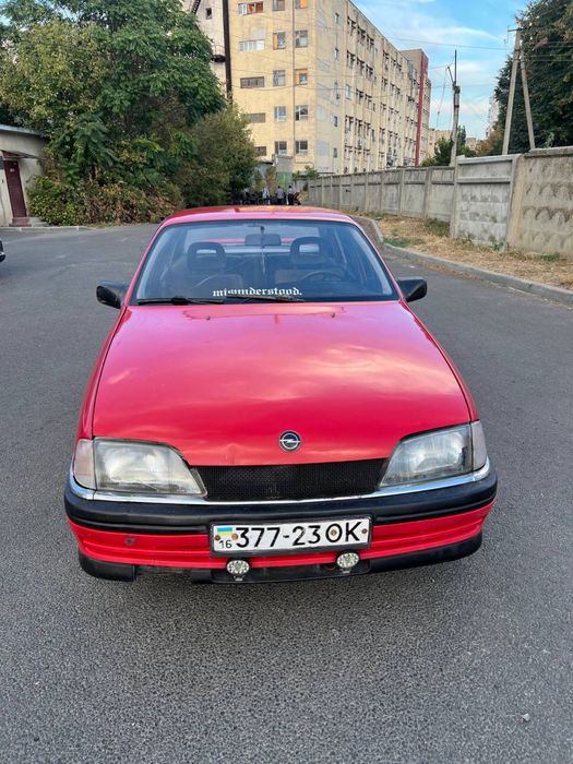 Продам opel omega срочно