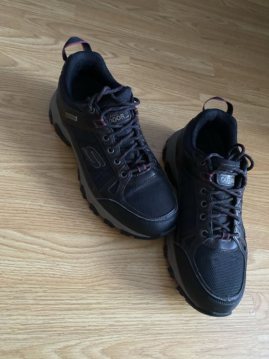 Кроссовки SKECHERRS 41 размер