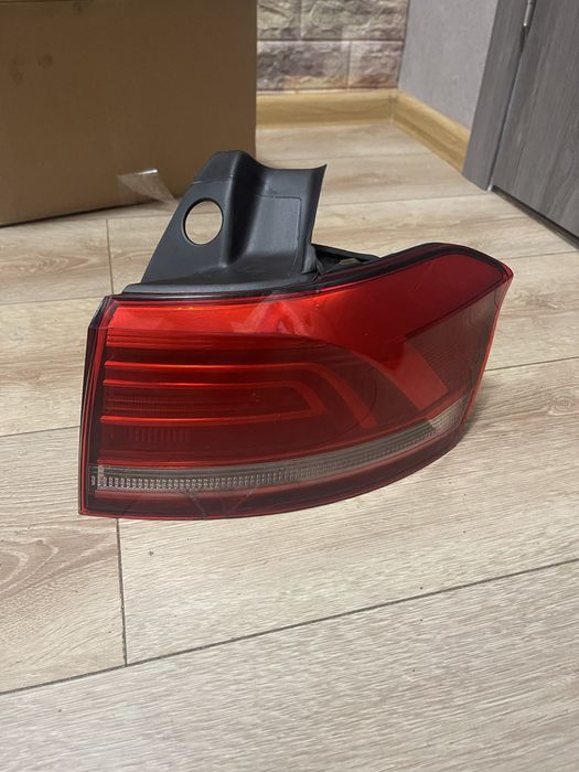Задний правый фонарь пассат б8 европа