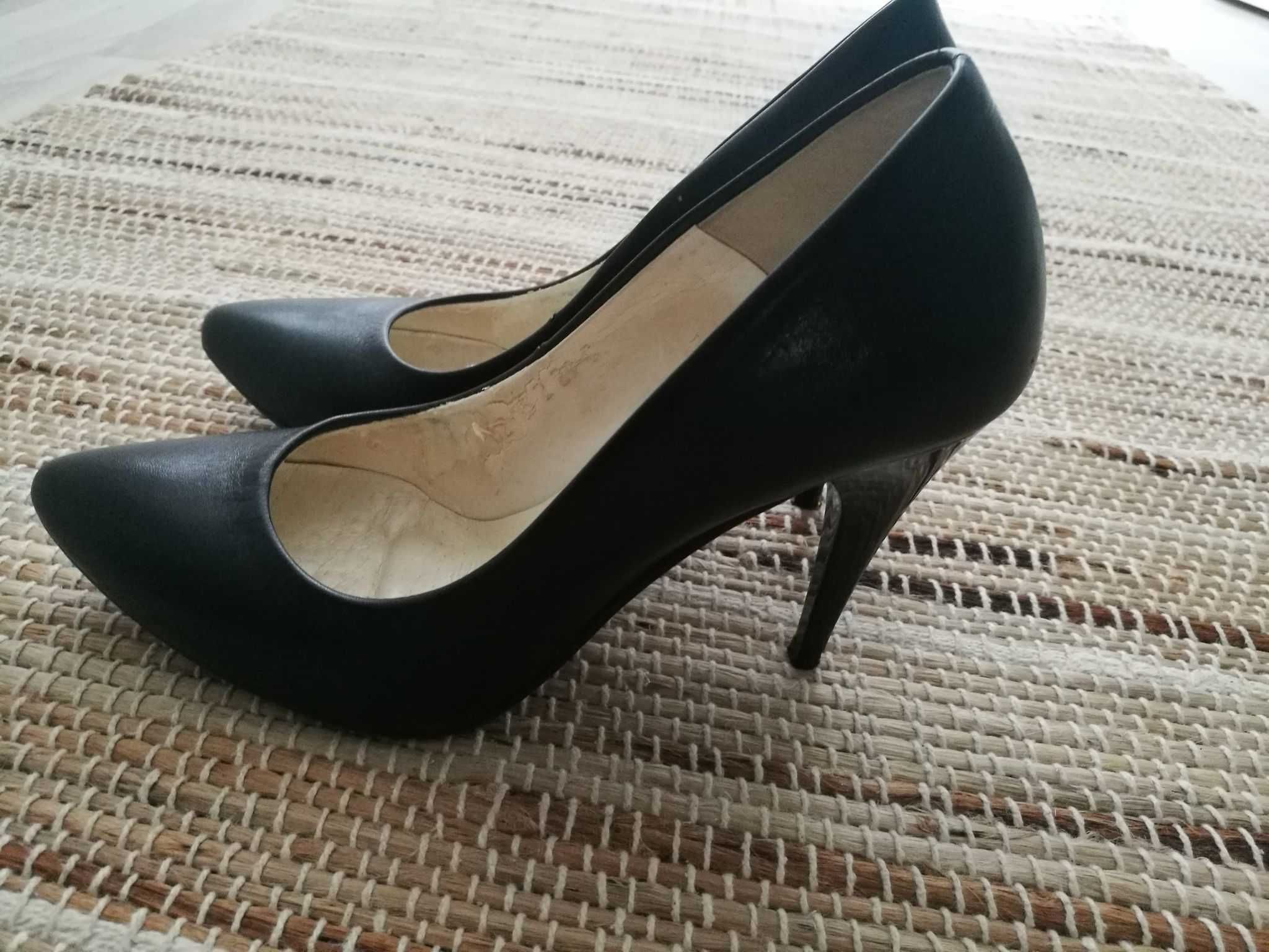 Buty damskie czarne NEŚCIOR rozmiar36