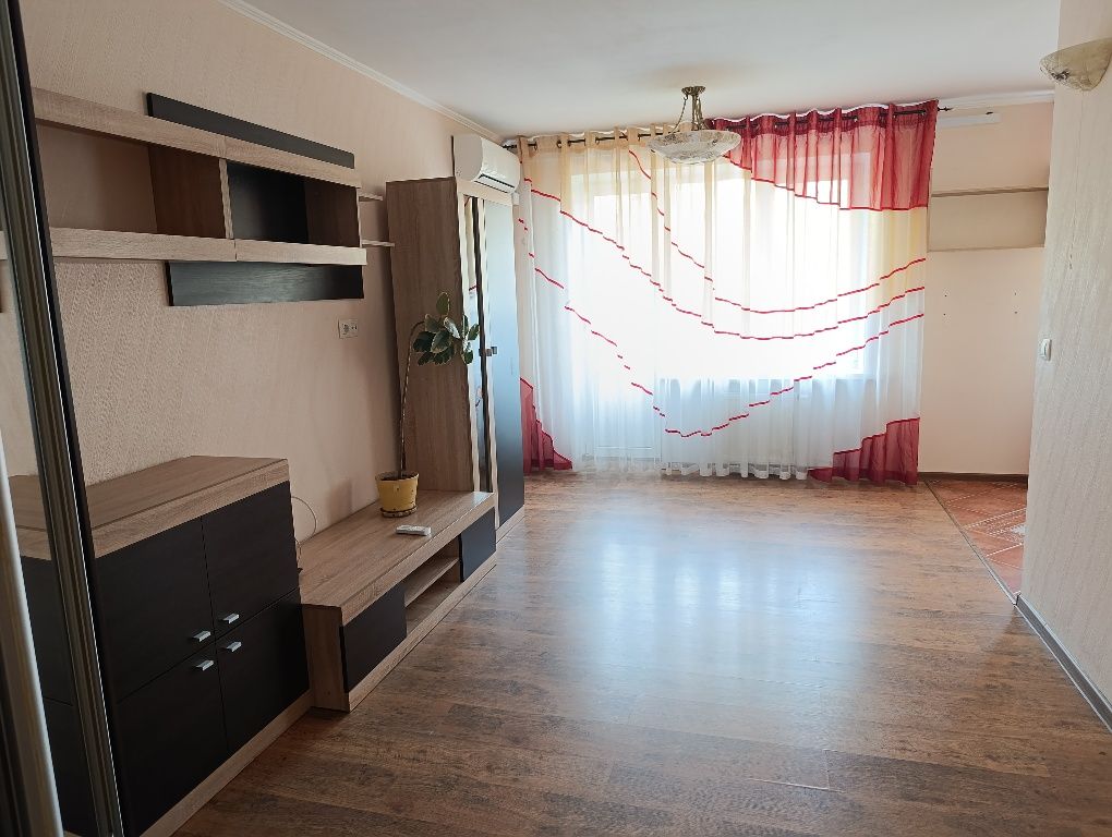 Гарна та тепла 3-кімн. кв., 3 пов., р-н Ремзаводу!