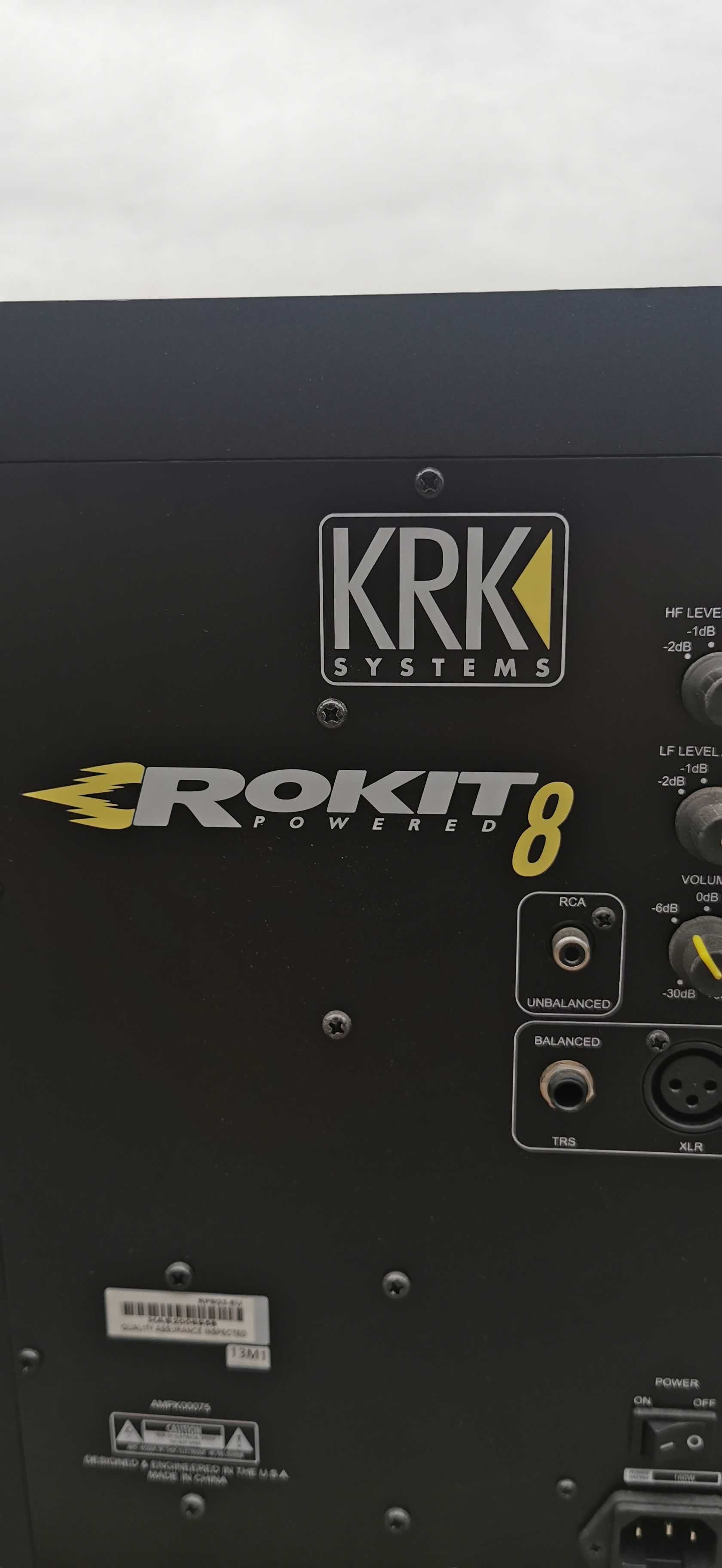 Monitores de estúdio KRK ROKIT 8 em excelente estado