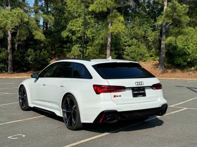 2022 Audi RS 6 Avant