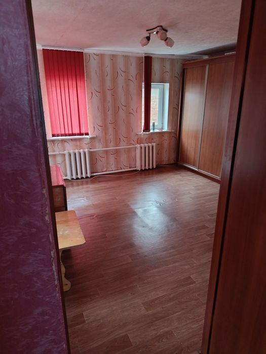 Продам будинок в м. Берестин