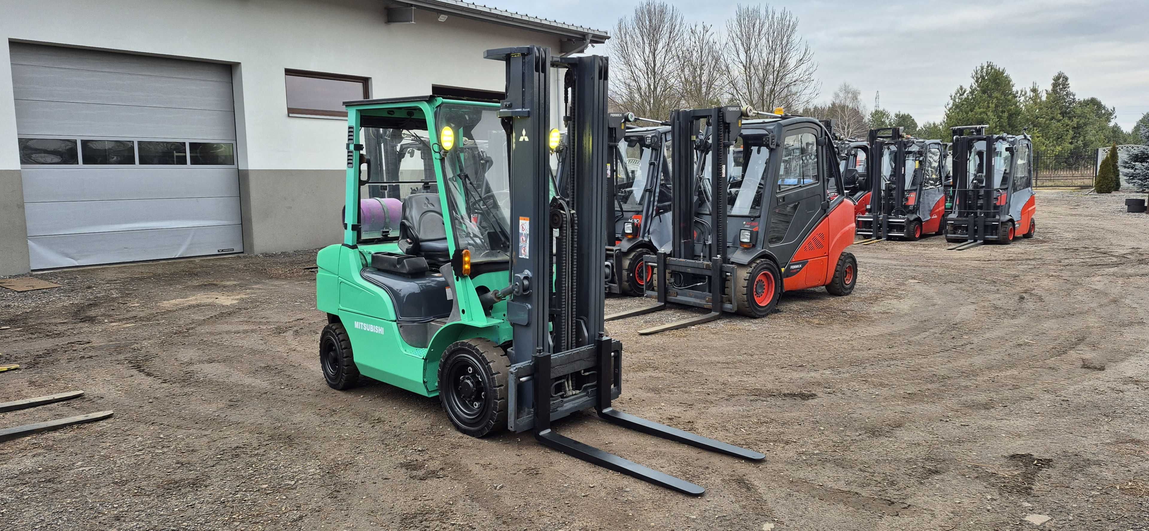 Wózek Widłowy Mitsubishi FG25NT - Rok 2014 - Triplex 5.50 m - Stan BDB